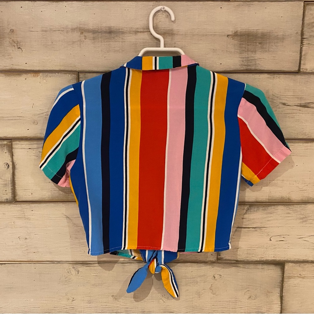 🚩 SOLD- Colorful striped crop top with buttons and tie - Picture 6 of 6